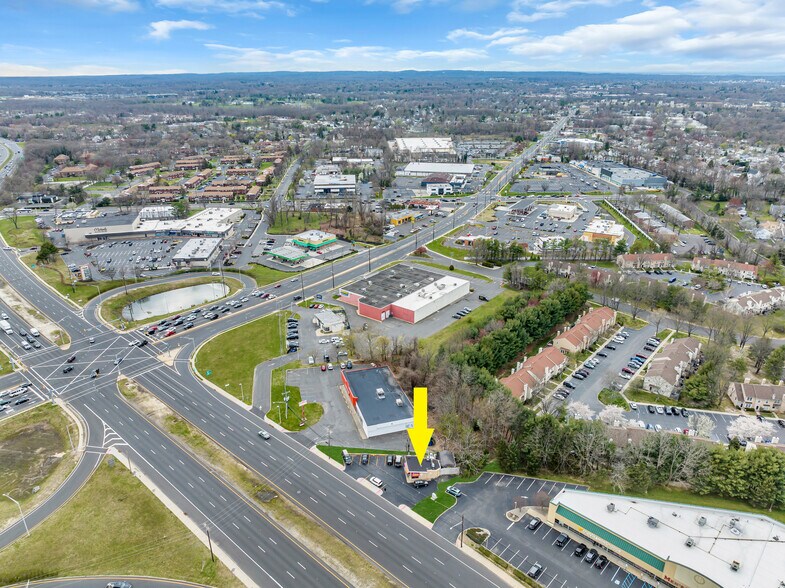More Photos Of 15 Highway 36, Eatontown Freestanding For Lease