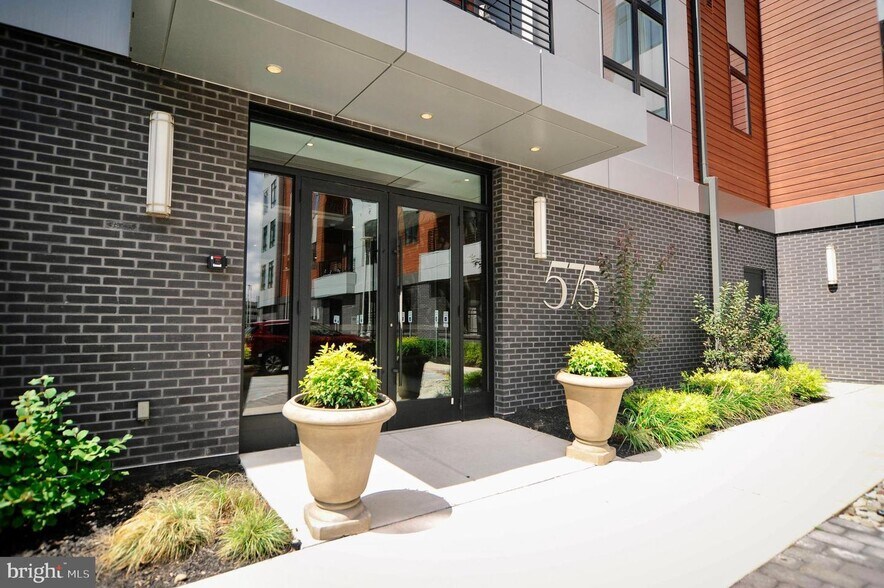More Photos Of 575 S Goddard Blvd, King Of Prussia Apartments For Sale
