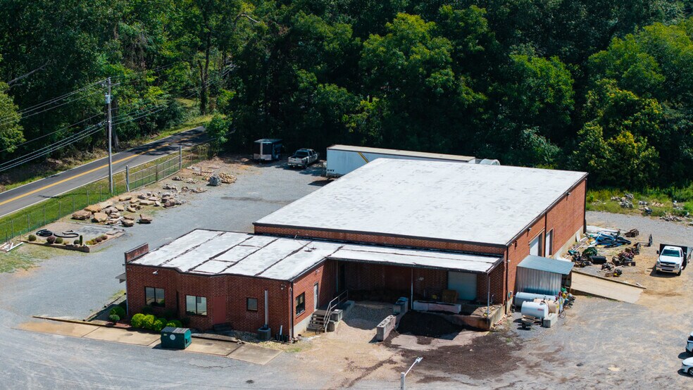 More Photos Of 363 Old Larkinsville Rd, Scottsboro Warehouse For Sale
