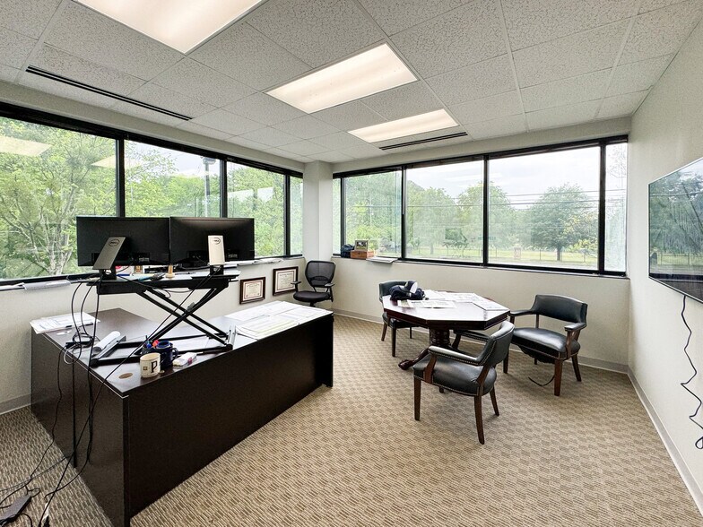 More Photos Of 7208 Falls of Neuse Rd, Raleigh Office For Lease