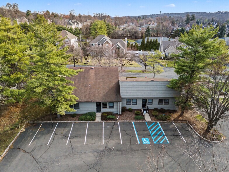 More Photos Of 31P Mountain Boulevard, Warren Office For Lease