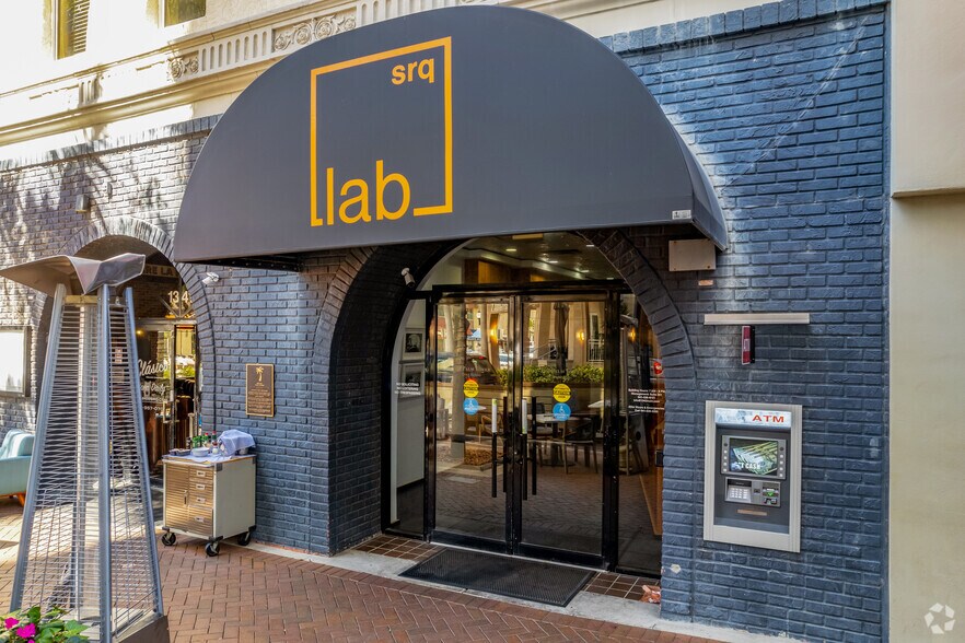 More Photos Of 1343 Main St, Sarasota Office For Lease