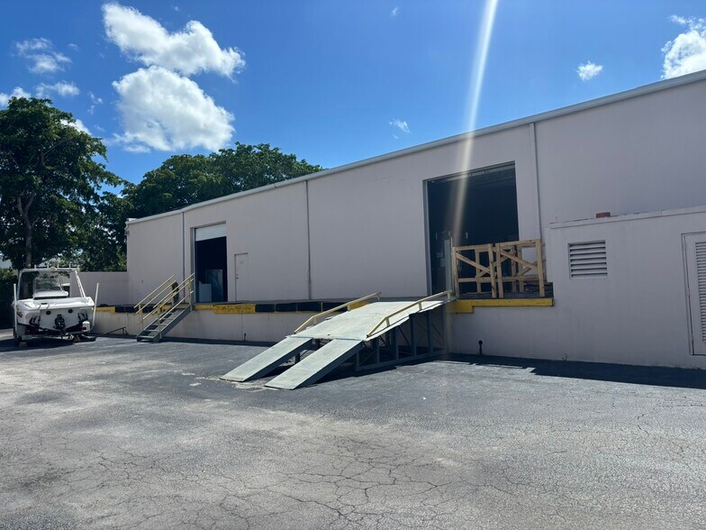 More Photos Of , Coral Springs Industrial For Sale