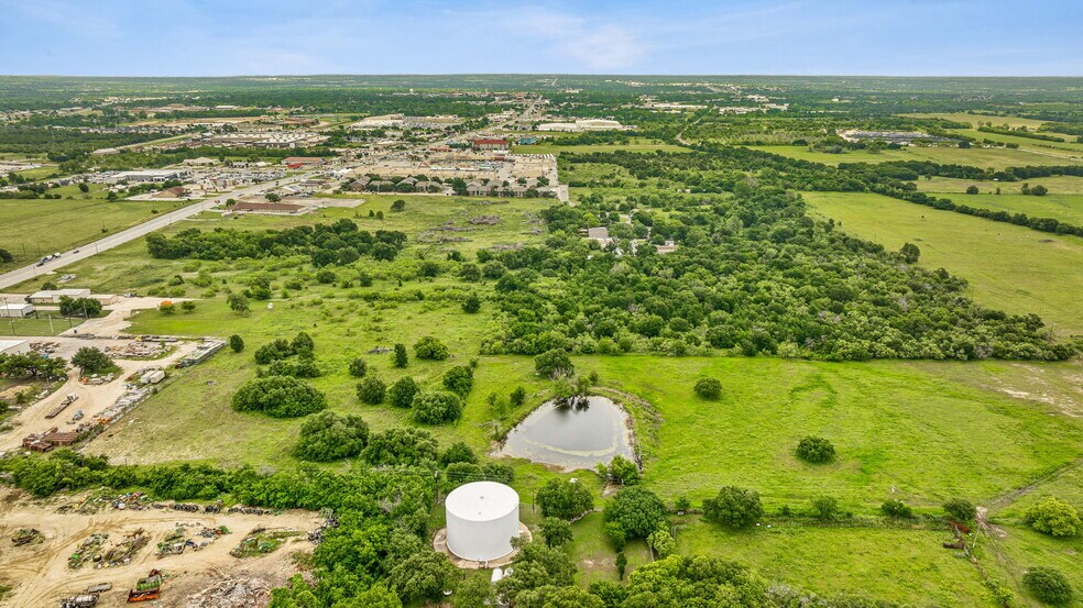 More Photos Of 3050 W Washington St, Stephenville Land For Sale