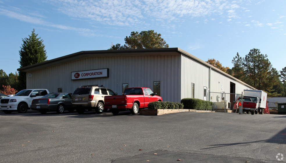 Primary Photo Of 507 Dynamic Dr, Garner Warehouse For Lease