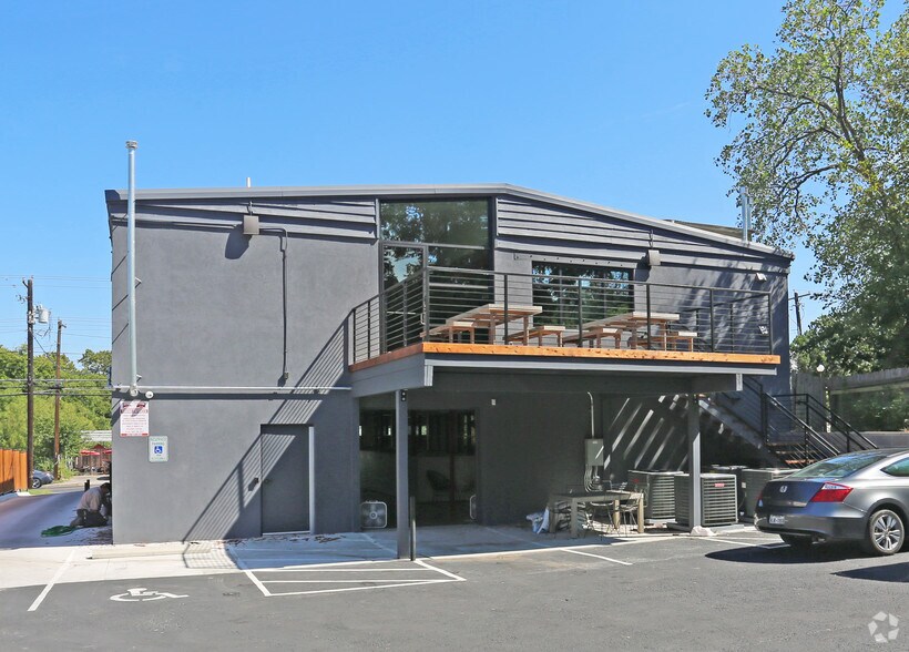 More Photos Of 2810 S 1st St, Austin Office For Lease