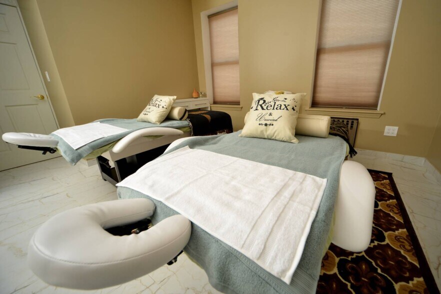 More Photos Of 165 West End Ave, Brooklyn Apartments For Sale