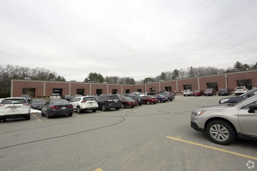 More Photos Of 27 Industrial Ave, Chelmsford Research And Development For Lease