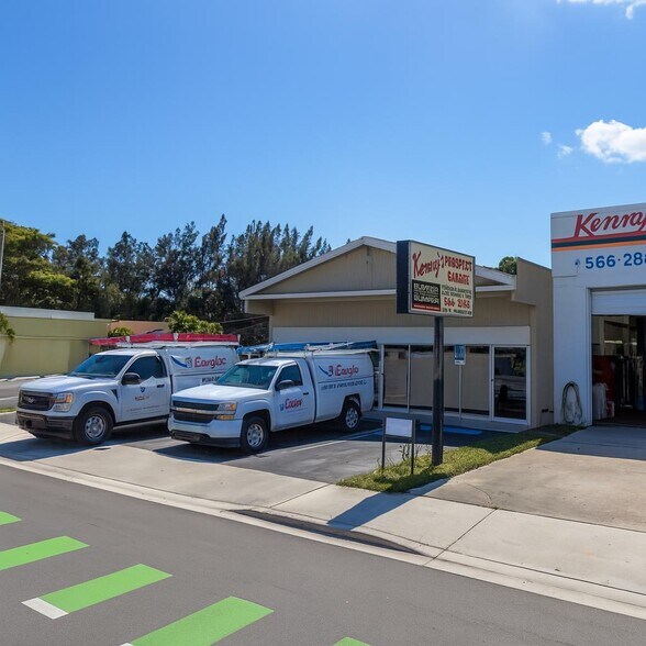 More Photos Of 200 W Prospect Rd, Oakland Park Freestanding For Sale