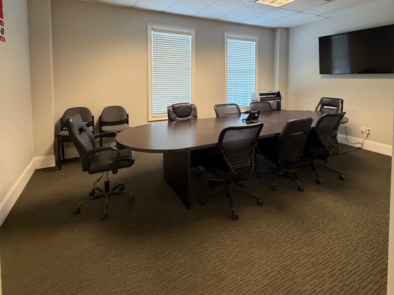 More Photos Of 904 Atlanta Hwy, Buford Warehouse For Sale