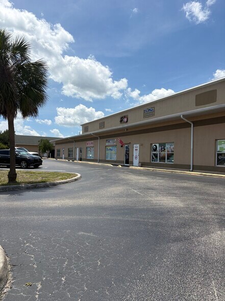 More Photos Of 19800 Veterans Blvd, Port Charlotte Warehouse For Sale