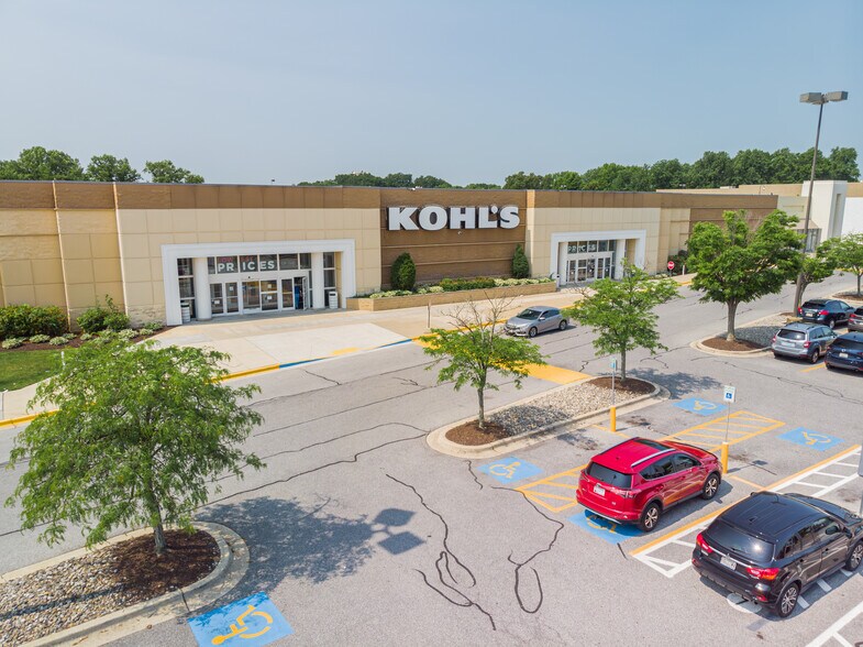 More Photos Of Fort Meade Rd @ B/W Pky, Laurel Unknown For Lease