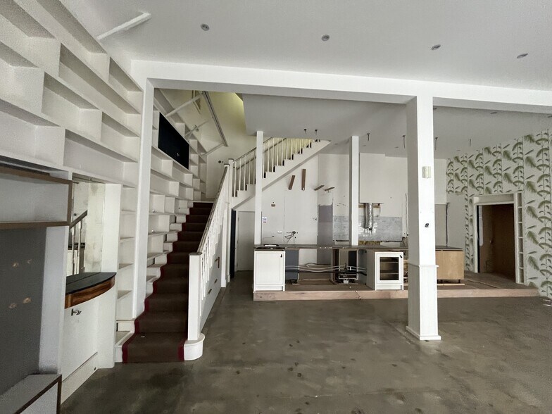 More Photos Of 33-39 Parsons Green Ln, London Warehouse For Lease