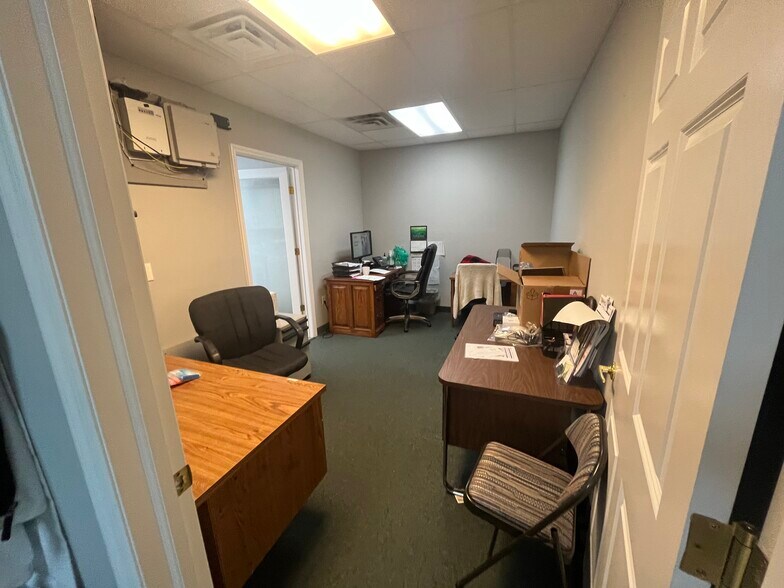 More Photos Of 40 Bey Lea Rd, Toms River Medical For Sale