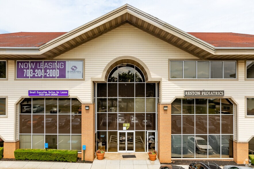 More Photos Of 6 Pidgeon Hill Dr, Sterling Medical For Lease