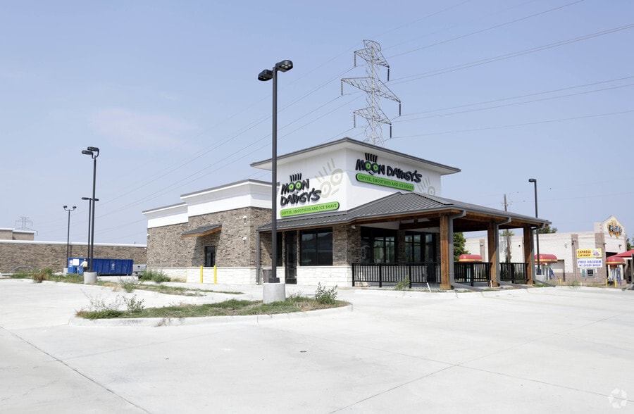 Primary Photo Of 3743 Frankford Rd, Dallas Restaurant For Lease