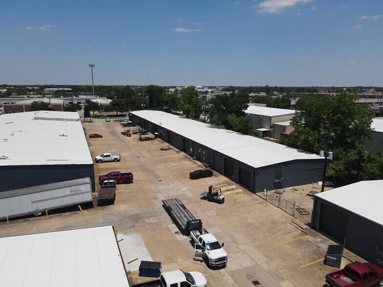 More Photos Of 9863 Tanner Rd, Houston Unknown For Lease