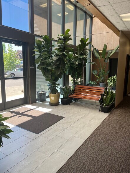 More Photos Of 9123 SE St Helens St, Clackamas Serviced Offices For Lease