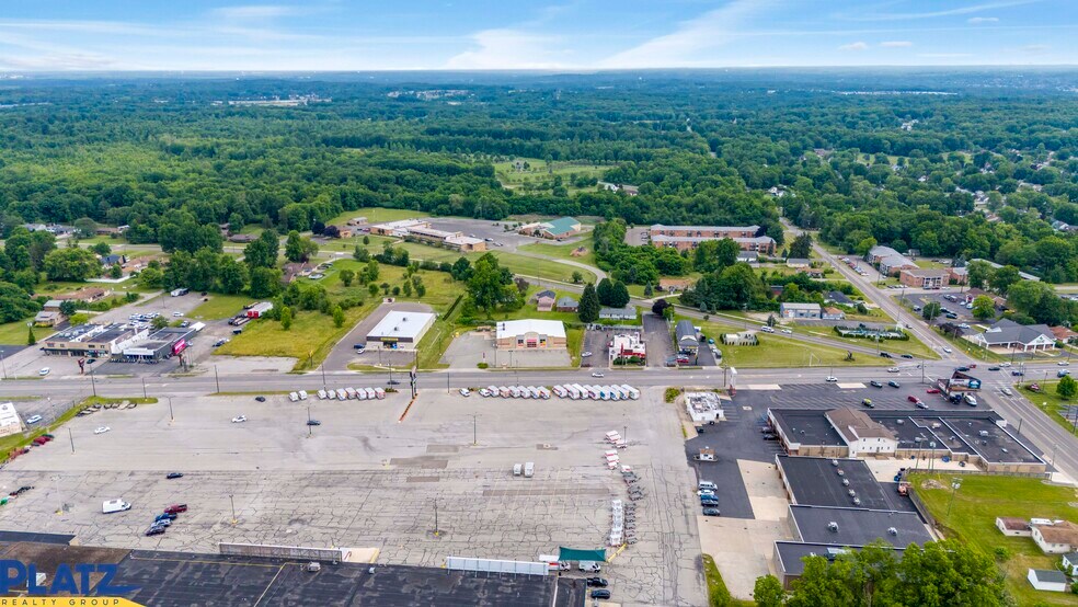 More Photos Of 4450 Mahoning Ave, Youngstown Freestanding For Sale