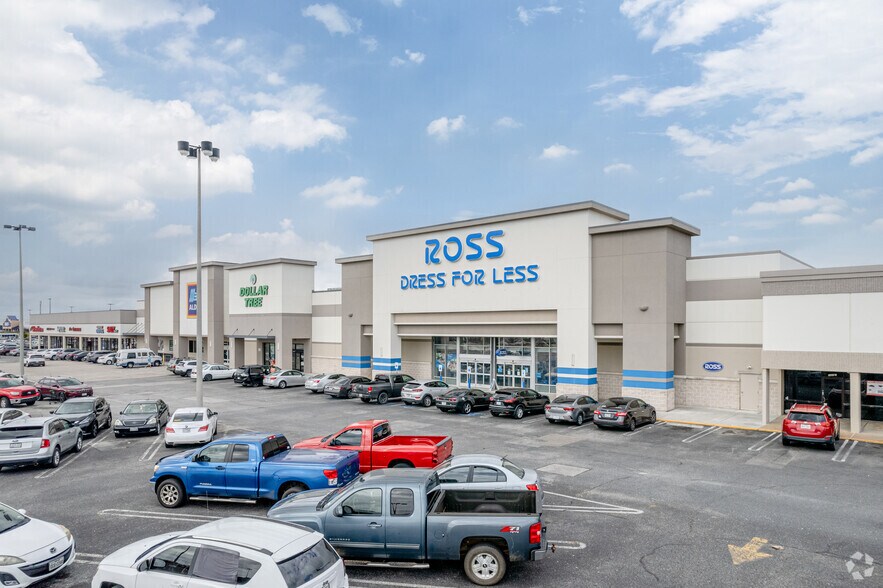 Primary Photo Of 3402-3470 Palmer Hwy, Texas City Unknown For Lease