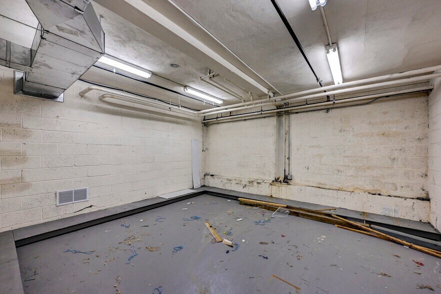 More Photos Of 301 Delaware Ave, Olyphant Office For Sale