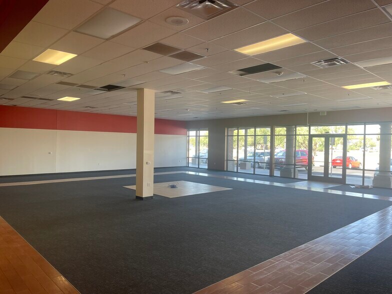 More Photos Of N Oracle Rd @ 1st Ave, Oro Valley Unknown For Lease