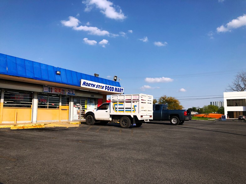 More Photos Of 741-751 Isom Rd, San Antonio Storefront For Sale