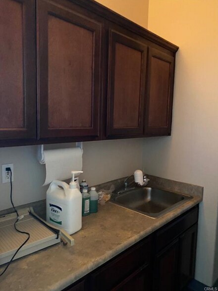 More Photos Of 2107 Forest Ave, Chico Office For Sale