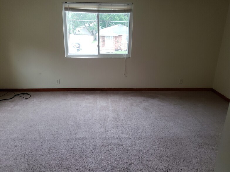 More Photos Of 147-155 3rd St, Wadsworth Apartments For Sale