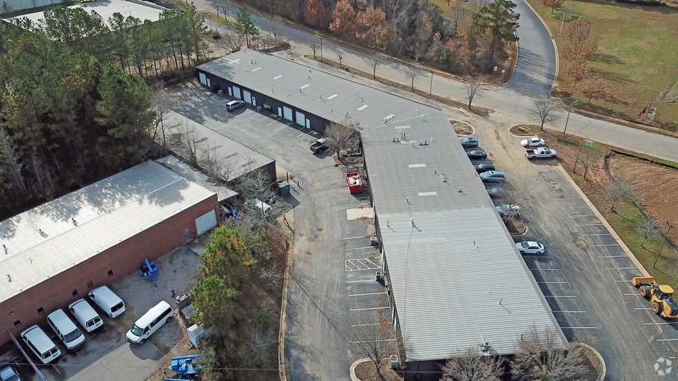 More Photos Of 3305 Durham Dr, Raleigh Flex For Lease