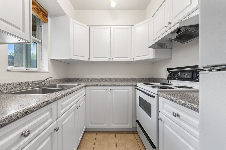 More Photos Of 1665 Cotton Dr, Vancouver Apartments For Sale