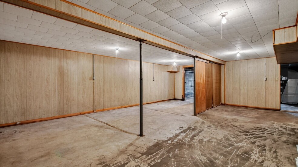 Primary Photo Of 113 S Main St, Greenwood Office For Sale