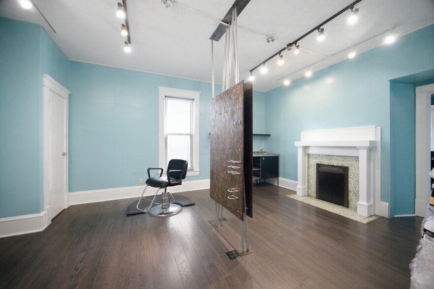 More Photos Of 229 E Main St, Bridgeport Loft Creative Space For Sale