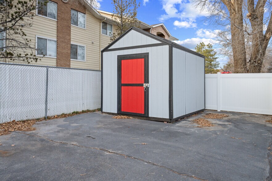 More Photos Of 9386 S Redwood Rd, West Jordan Office For Sale