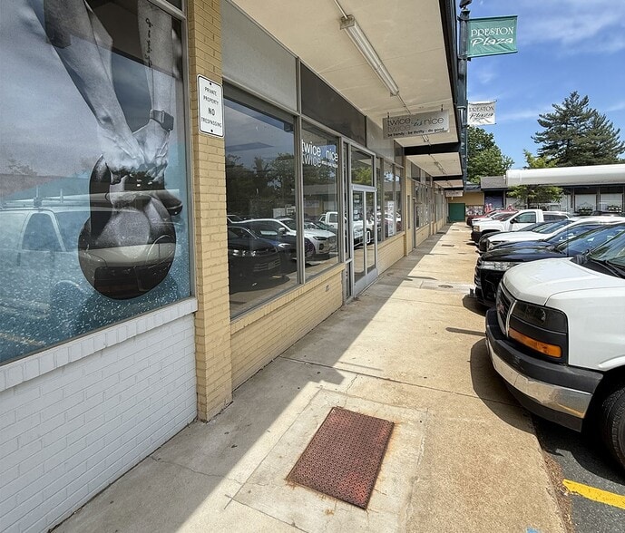 More Photos Of 917-923 Preston Ave, Charlottesville General Retail For Lease
