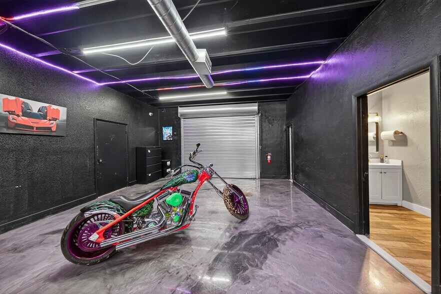 More Photos Of 1090 S 56th Ave, Hollywood Auto Repair For Sale