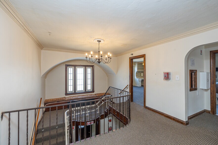 More Photos Of 10000 Granger Rd, Cleveland Assisted Living For Sale