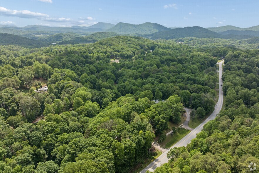 More Photos Of 43 Europe Ln, Clayton Apartments For Sale