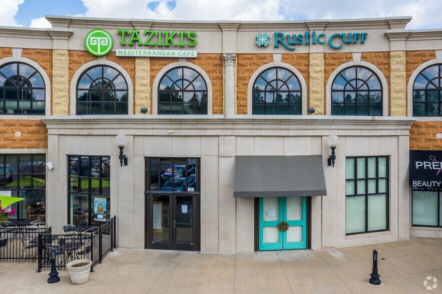 More Photos Of 1489 E 15th St, Edmond Unknown For Lease