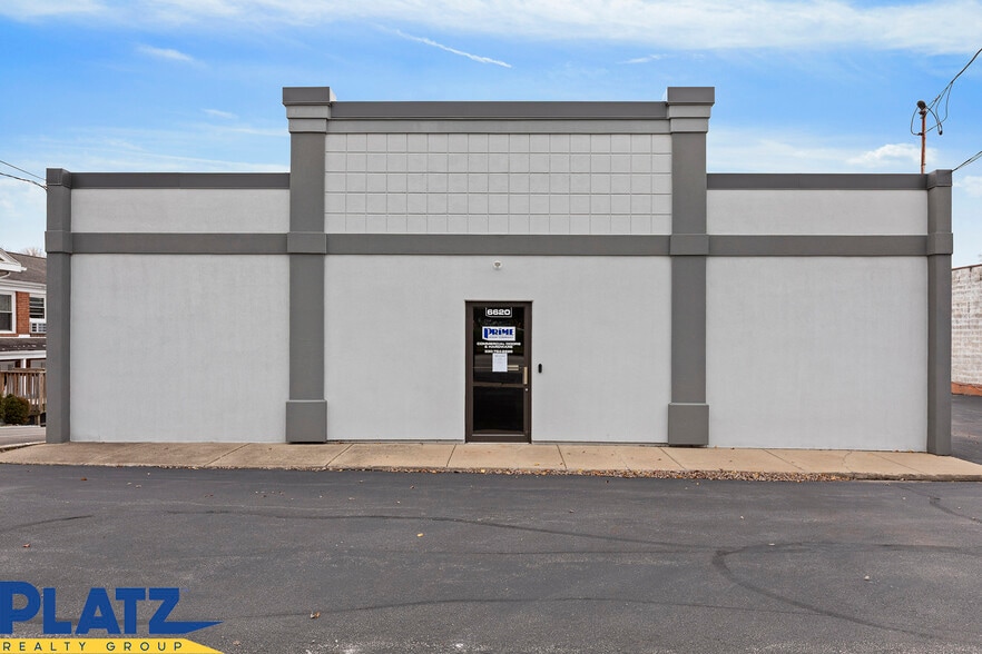 Primary Photo Of 6620 Market St, Youngstown Freestanding For Sale
