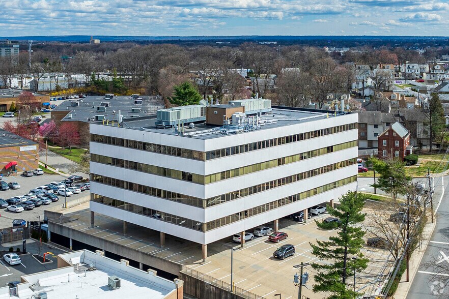 More Photos Of 475 Market St, Elmwood Park Office For Lease