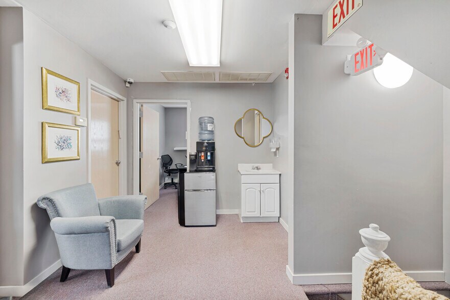 More Photos Of 295 W Route 59, Spring Valley Office Residential For Sale