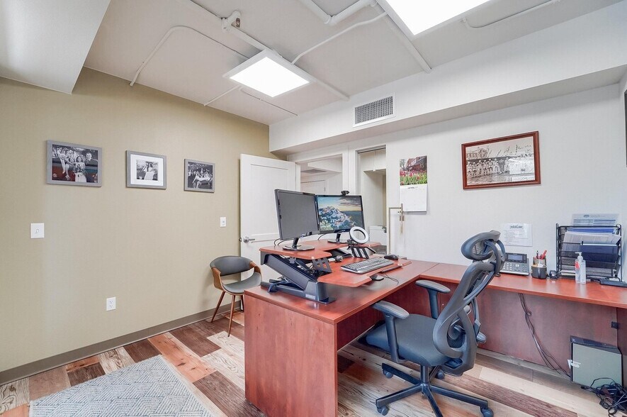 More Photos Of 2930 Broadway St, Boulder Office For Lease