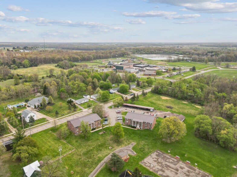 More Photos Of 186 1st St, Olivet Apartments For Sale