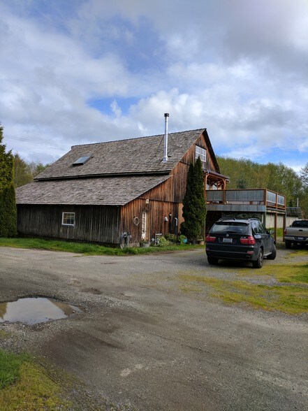 More Photos Of 18527 Beall Rd SW, Vashon Trailer Camper Park For Sale