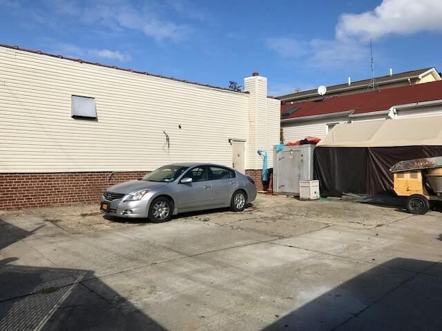 More Photos Of 3200 Schley Ave, Bronx Convenience Store For Sale