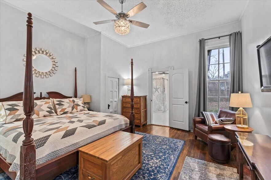 More Photos Of 9142 Railroad Ave, Olive Branch Office Residential For Sale
