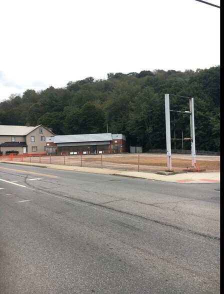 More Photos Of 942 Bedford St, Johnstown Service Station For Sale