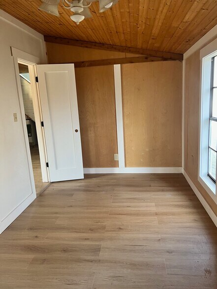 More Photos Of 1410 County Road 339, Melissa Office For Lease