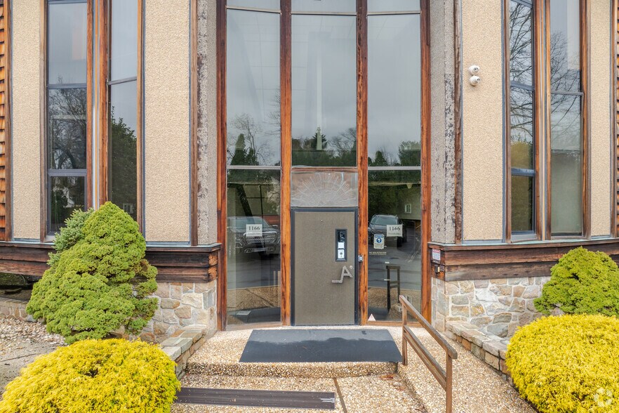 More Photos Of 1166 DeKalb Pike, Blue Bell Office For Lease